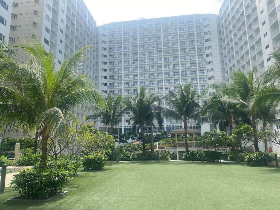 Shore 1 & 3 Residences Moa 1Br With Balcony By Darpm มะนิลา ภายนอก รูปภาพ