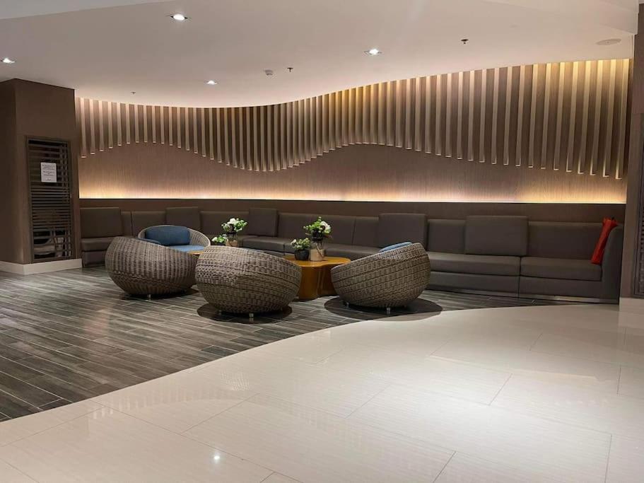 Shore 1 & 3 Residences Moa 1Br With Balcony By Darpm มะนิลา ภายนอก รูปภาพ
